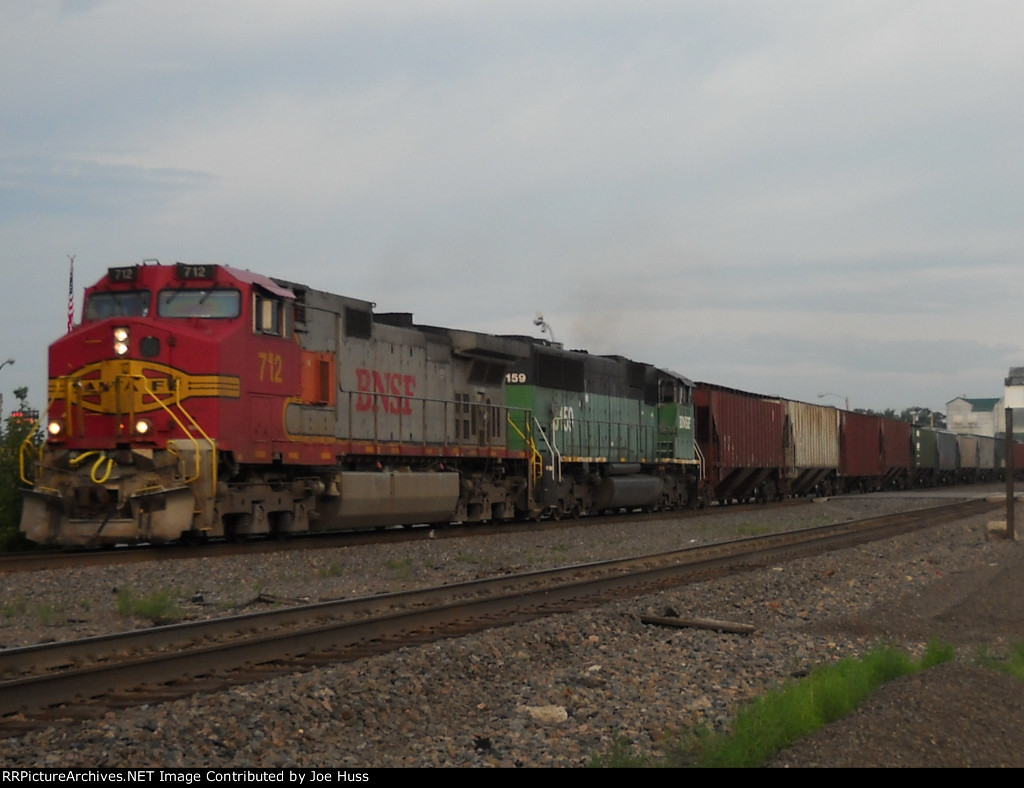 BNSF 712 East